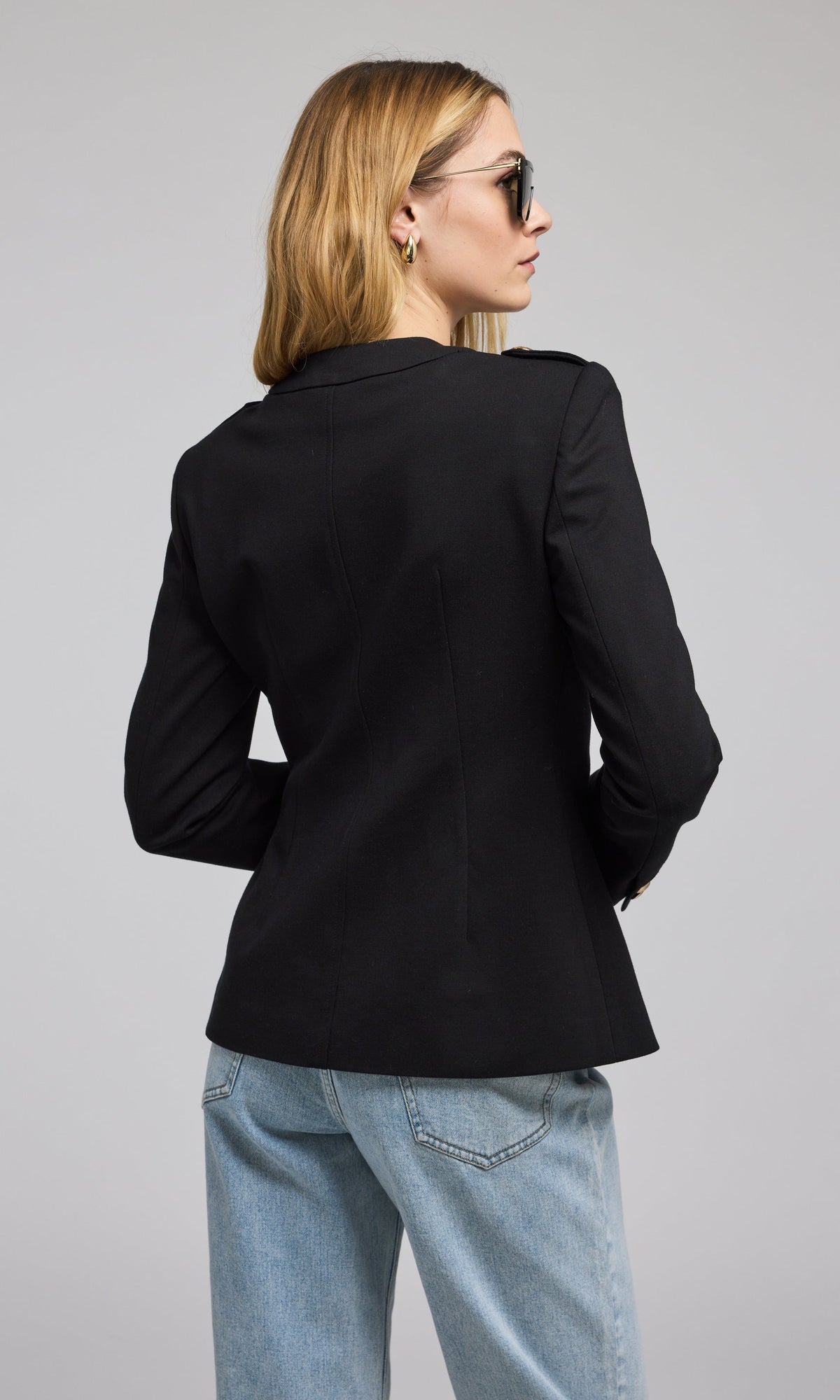 Alec Ponte Blazer