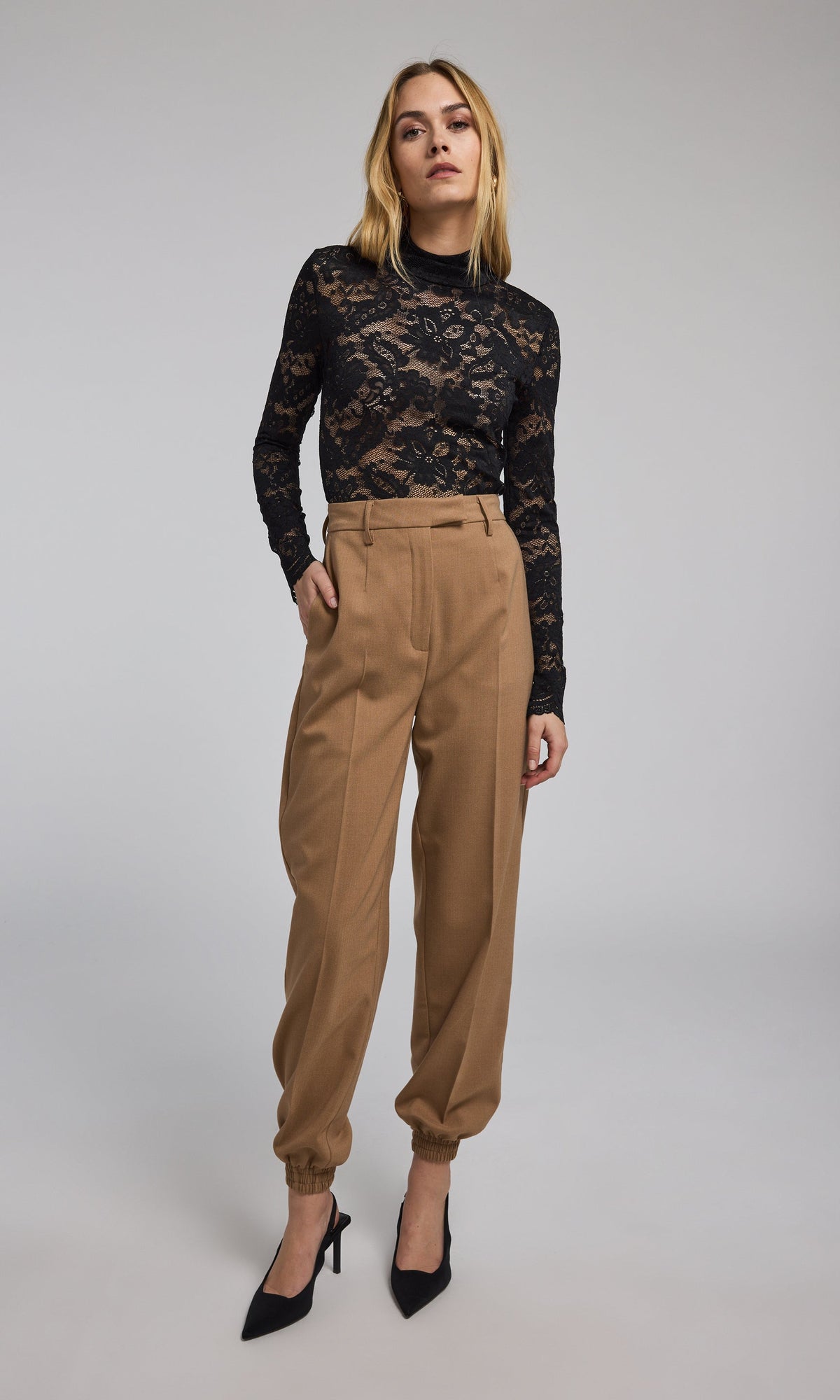 NICO SUITING JOGGER